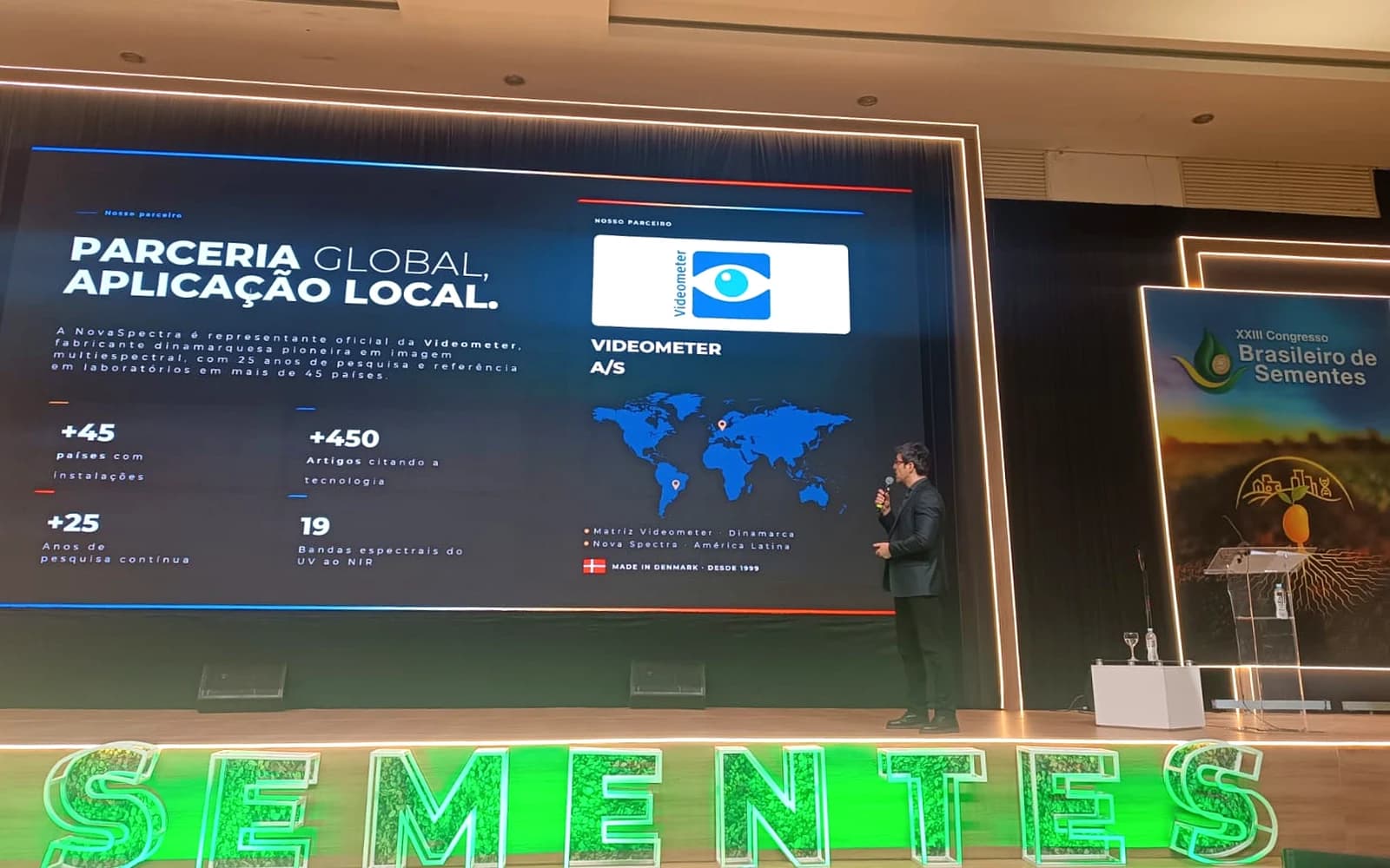 Palestra da Nova Spectra no palco principal do XXIII Congresso Brasileiro de Sementes, em Foz do Iguaçu
